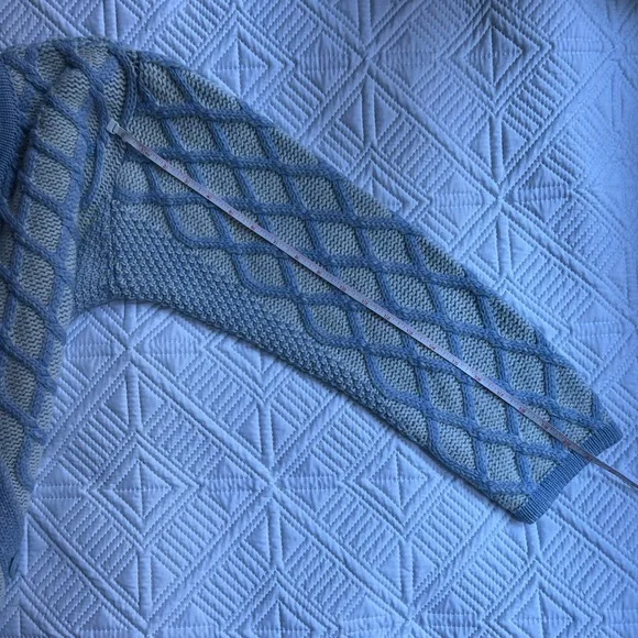 Aran Crafts cardigan - size L EUC 100% merino wool